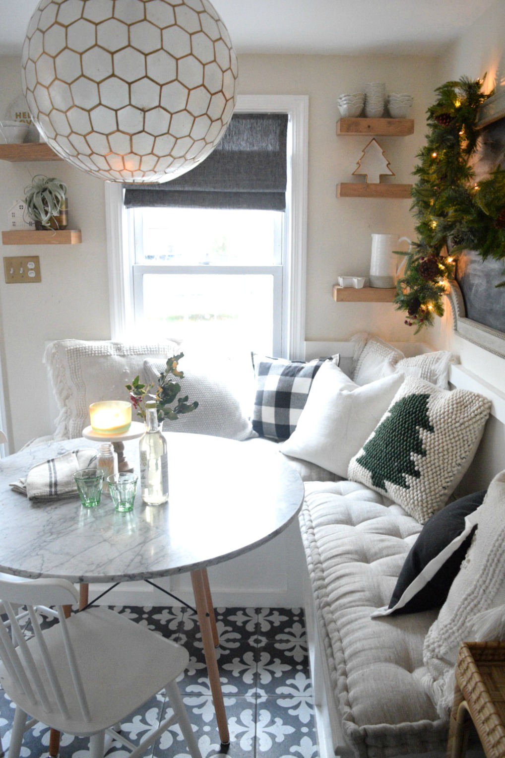 Christmas Ideas in a Small Space- Holiday Housewalk- Main Floor