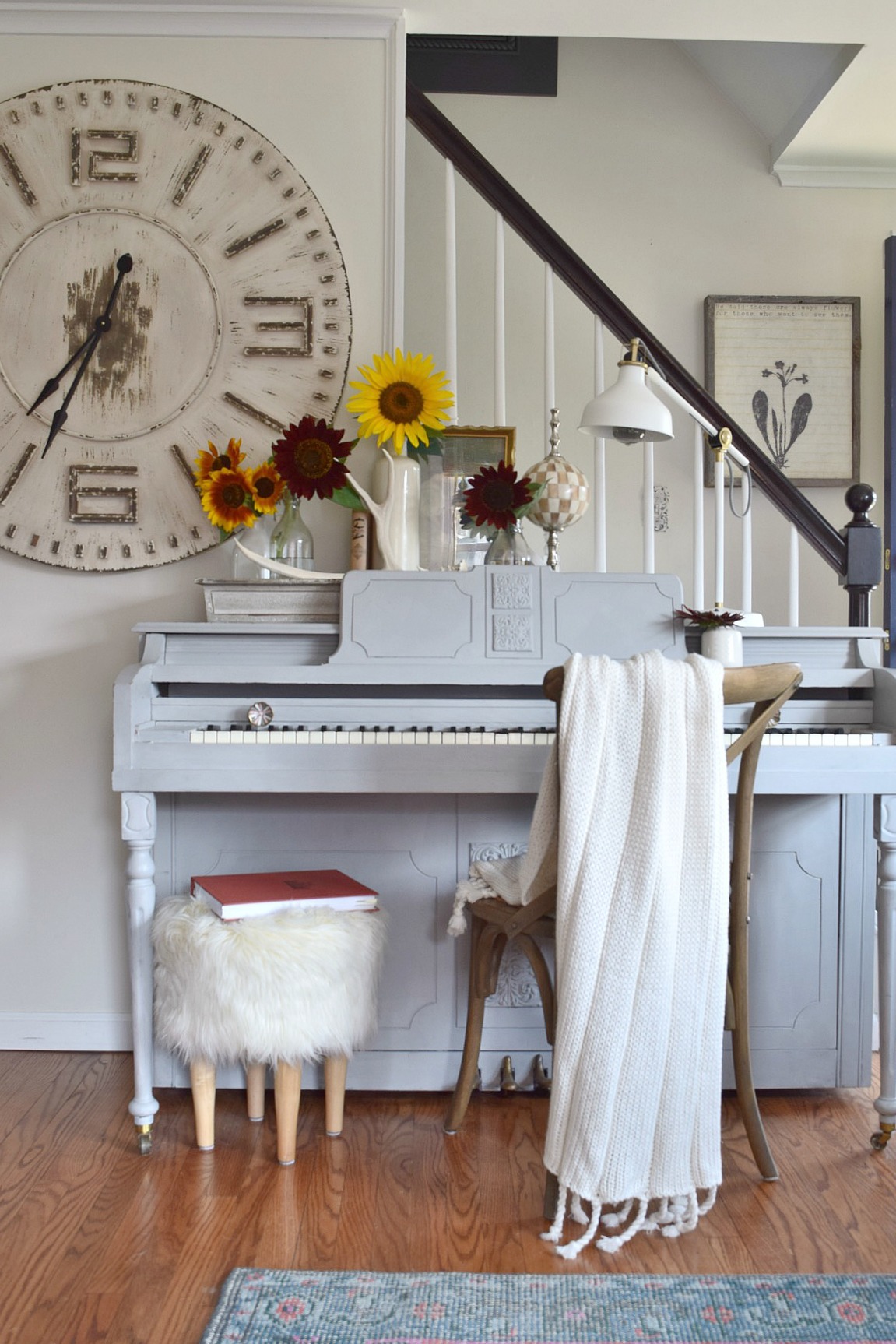 Chalk Painted Piano- DIY- 10 Painted Piano Ideas
