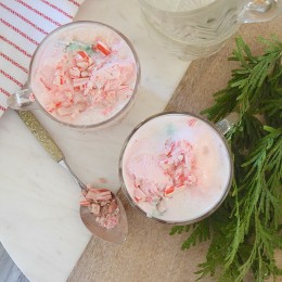 Holiday peppermint drink for parties