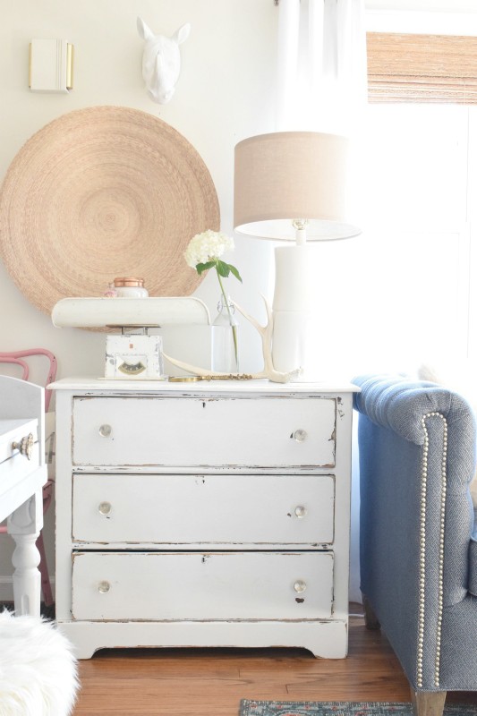 Top Tips for Buying and Selling used Furniture - Nesting With Grace