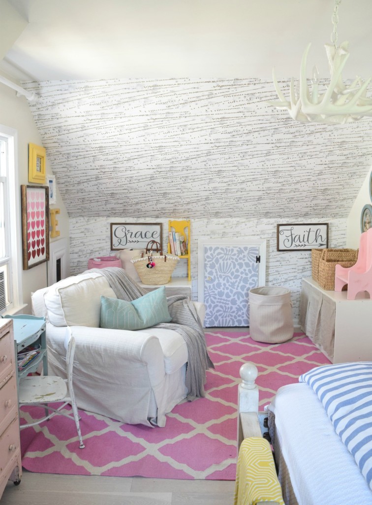 Summer Home Tour and Wallpaper updates