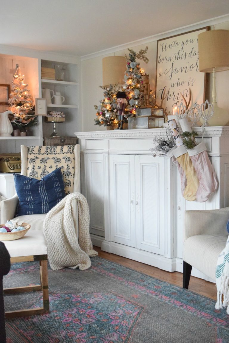 Holiday House Walk 2016 from our Connecticut Cape - Nesting With Grace