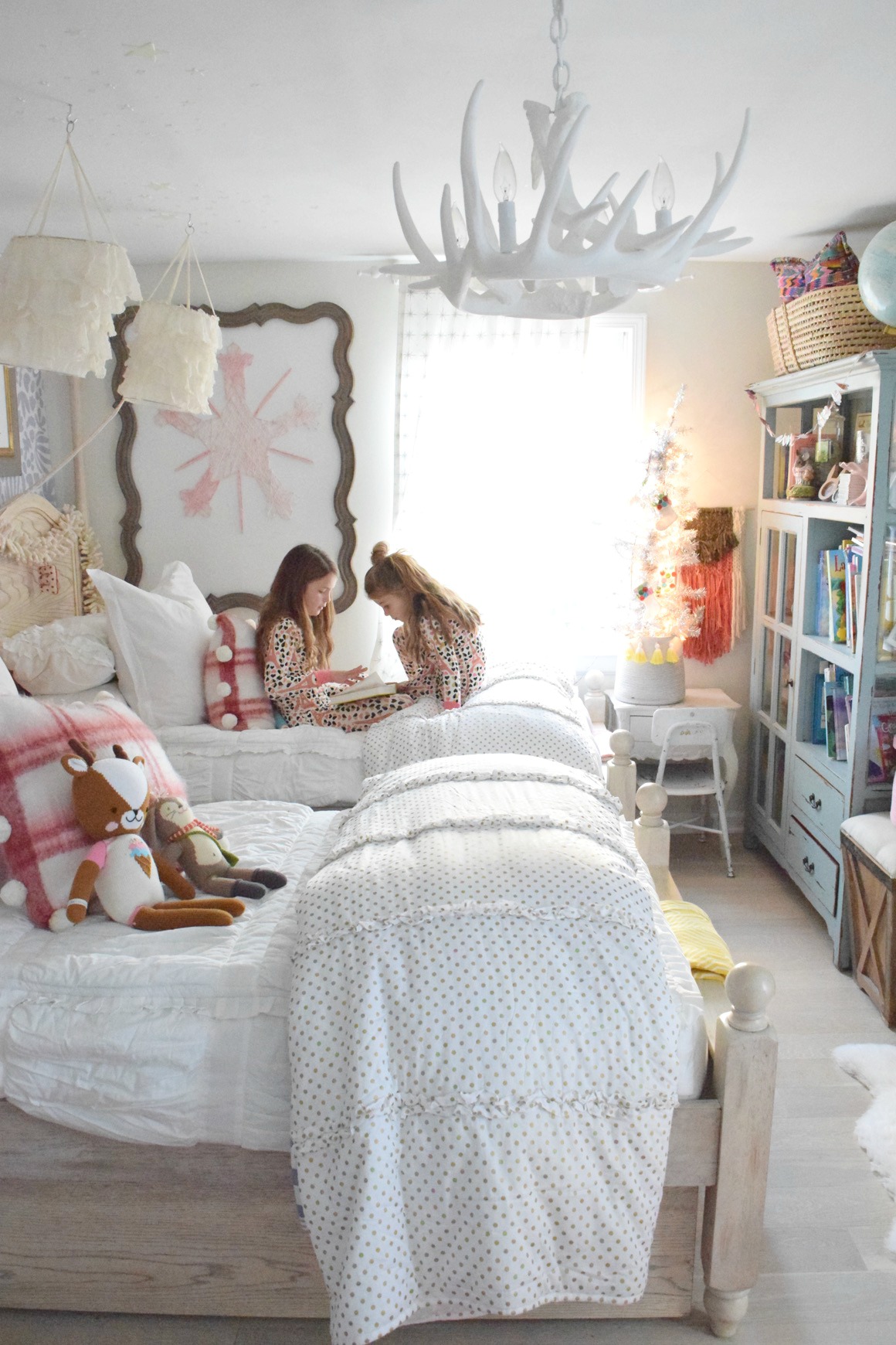 Christmas Home Tour- Part III - Nesting With Grace