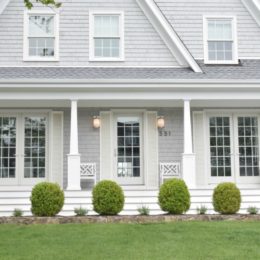 New England Home- Exterior Paint Colors for Homes