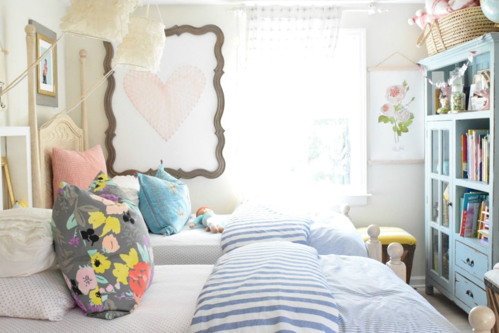 Summer Home Decor- Girls Bedroom- Home Decor Ideas