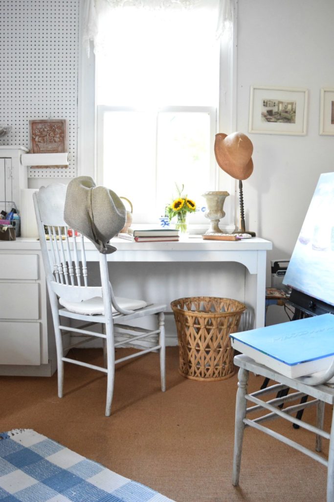 See Inside This Charming Tiny Space