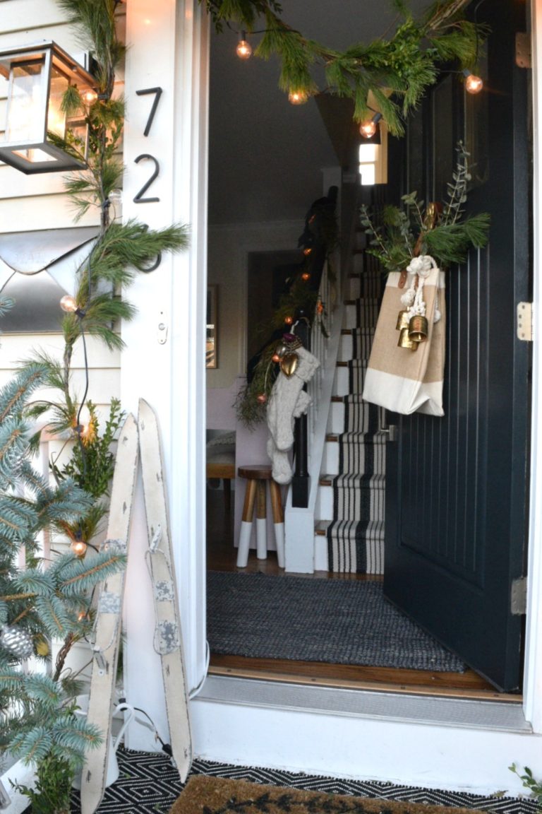 Christmas Ideas in a Small Space- Holiday Housewalk- Main Floor ...