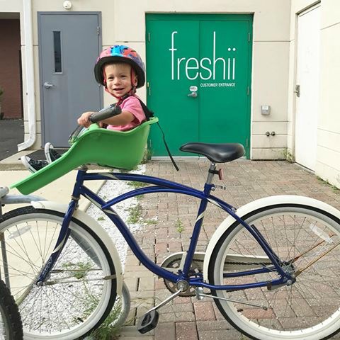 Friday Favorites- Favorite Child Seat for Bike