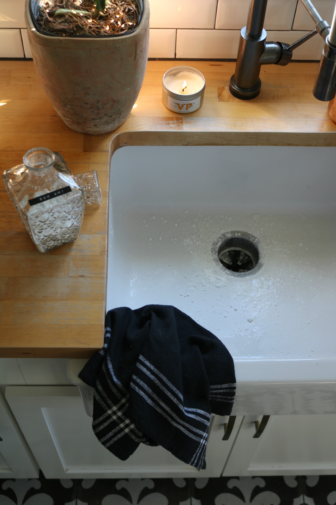 Cleaning Schedule- Easy Tips for a Tidy Home