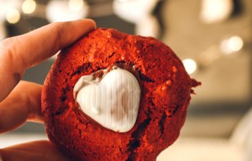Three Ingredient Red Velvet Cookies- Easy Valentine Day Cookies