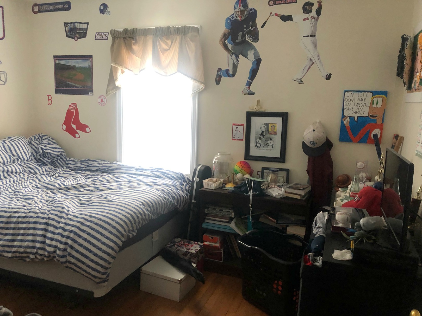 Teenager Boys Room- How to Organize 