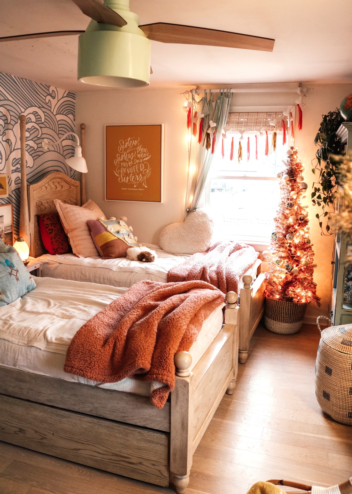 Christmas Home Decor in a Small Space