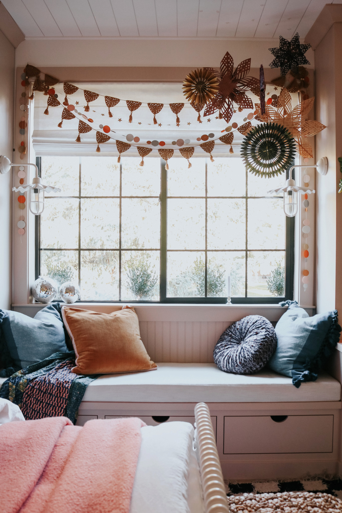 Tuft & Needle Black Friday Sale and Christmas in Ella's Room Nesting